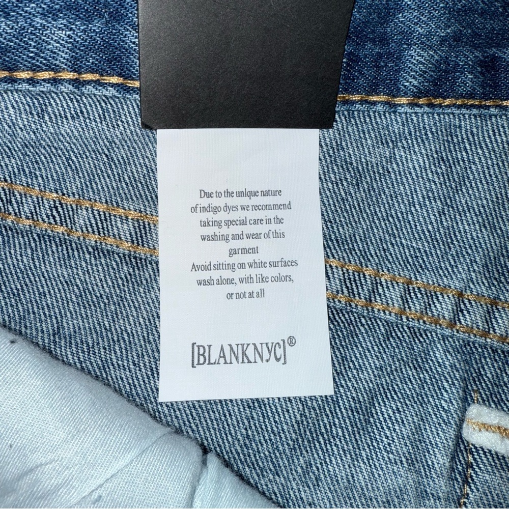 NWT- Blank NYC Women’s Distressed Denim Shorts Size 31 - Picture 9 of 13